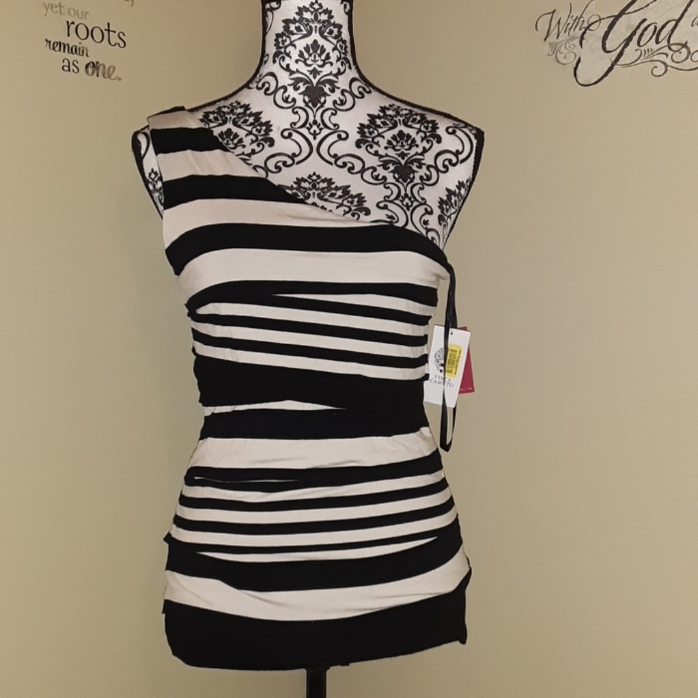 Vince Camuto Top. Offers are considered.